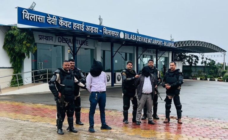 WhatsApp Image 2023-12-06 at 00.18.01